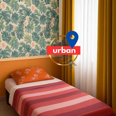 Hyper-centre - Escale Du Cloitre - Netflix- En Rdc *