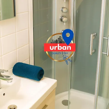 Hyper-centre - Escale Du Cloitre - Netflix- En Rdc *