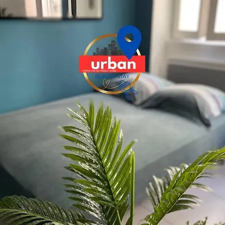 Hyper-centre - Escale Du Cloître - Netflix- En Rdc *